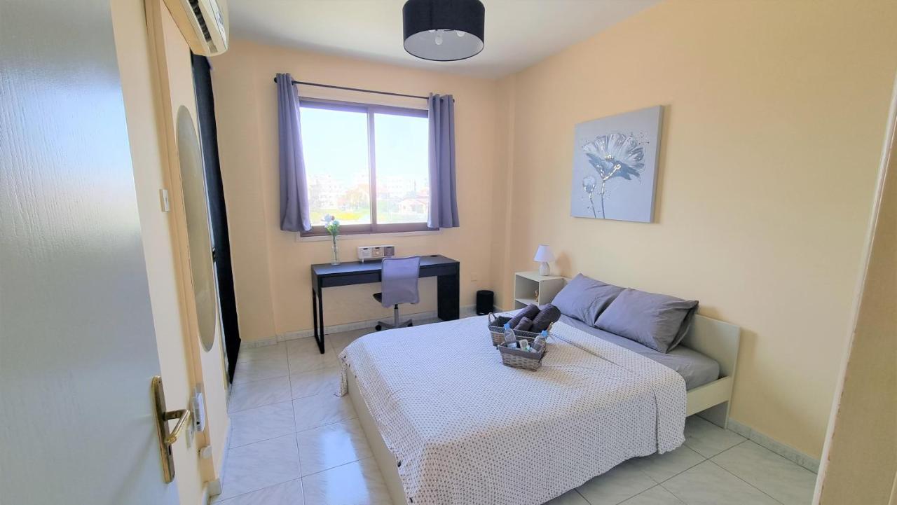 Comfy Rooms In A Shared Apartment Near Salt Lake With Internet And Netflix Ларнака Екстериор снимка